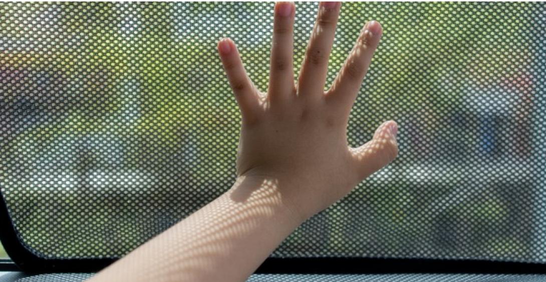 παιδί αυτοκίνητο