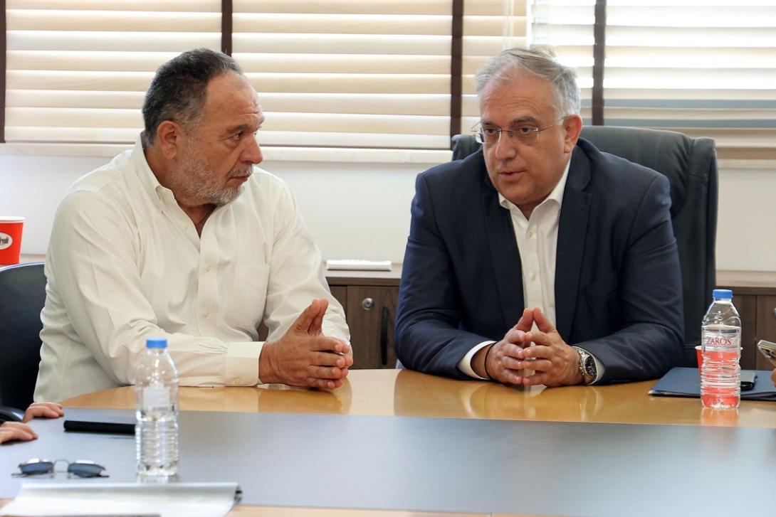 Κουράκης θεοδωρικάκος