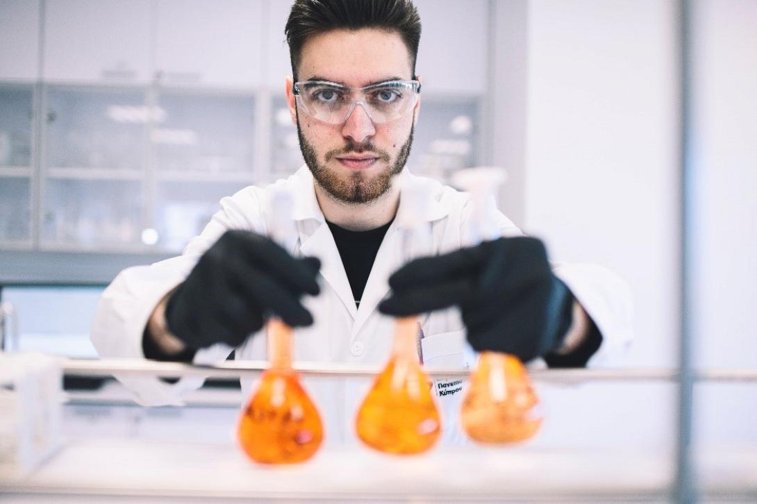 Ευρωπαικο Πανεπιστημιο Κυπρου - Φαρμακευτικη