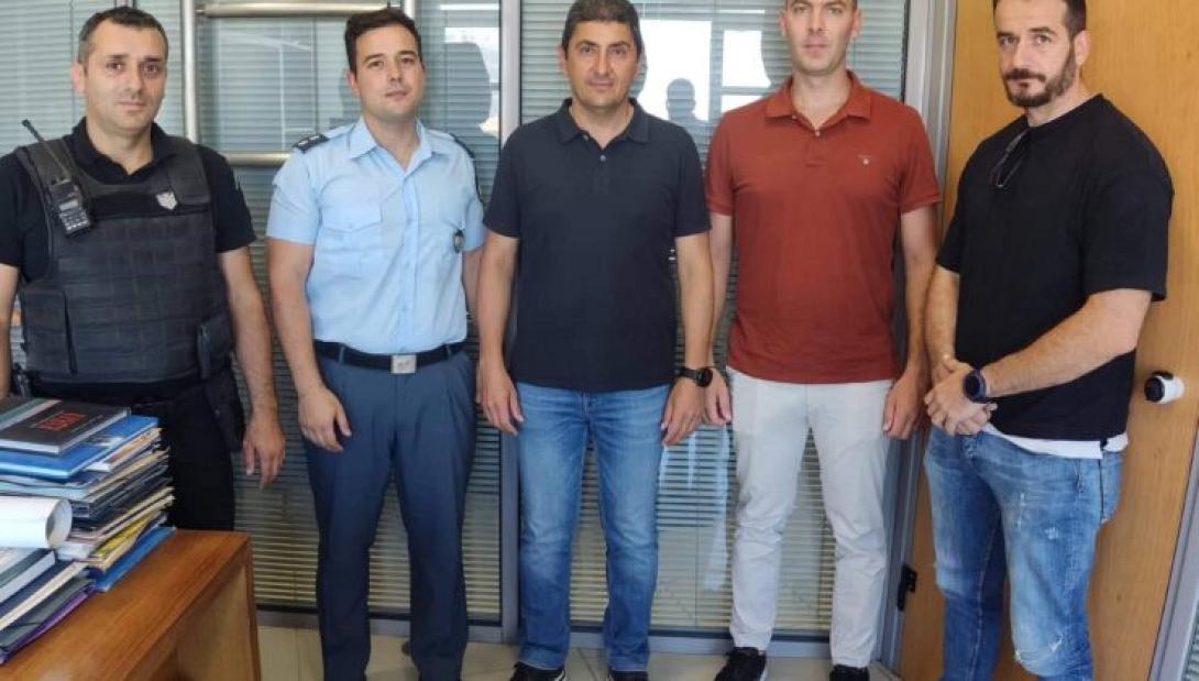 αστυνομικοί υπαλληλοι Αυγενακης