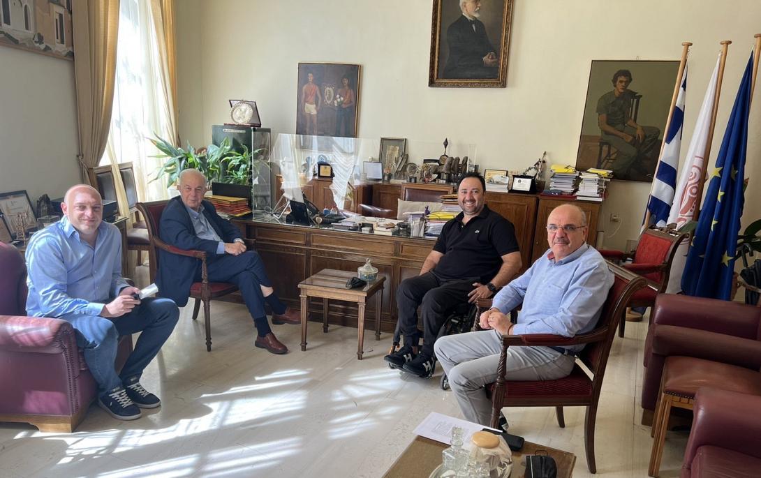 ΚΑΠΕΛΛΑΚΗΣ-ΛΑΜΠΡΙΝΟΣ