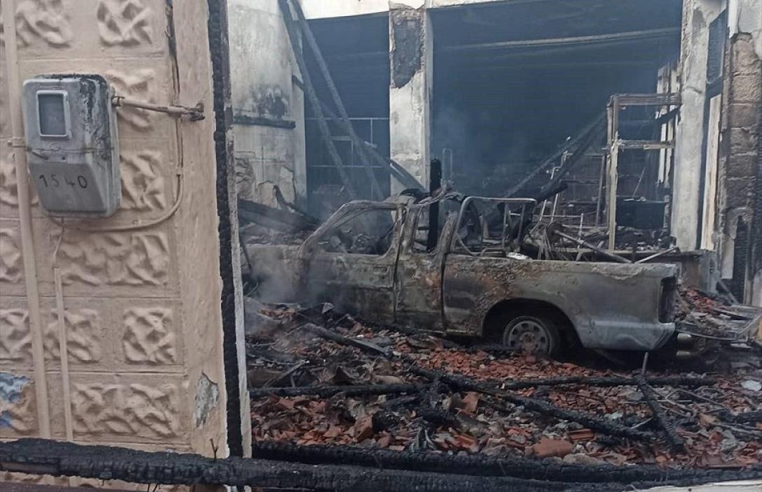 φΩΤΙΑ - λΈΣΒΟς