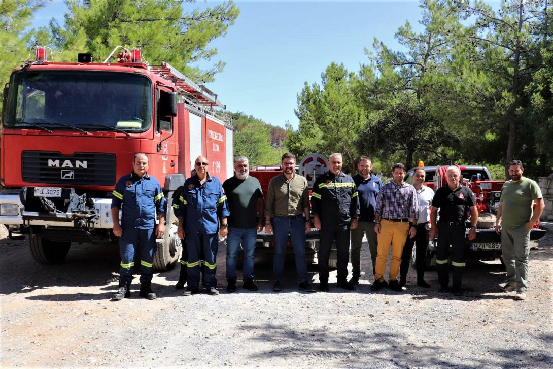 Ενισχύεται η πυρόσβεση στο Δήμο Μαλεβιζίου