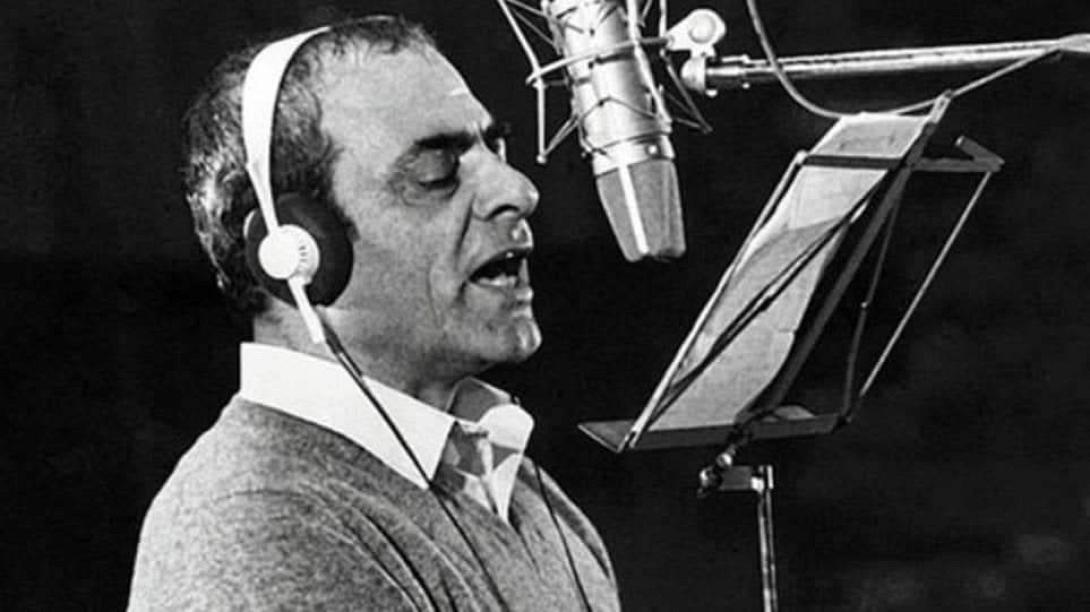 Ο Στέλιος Καζαντζίδης