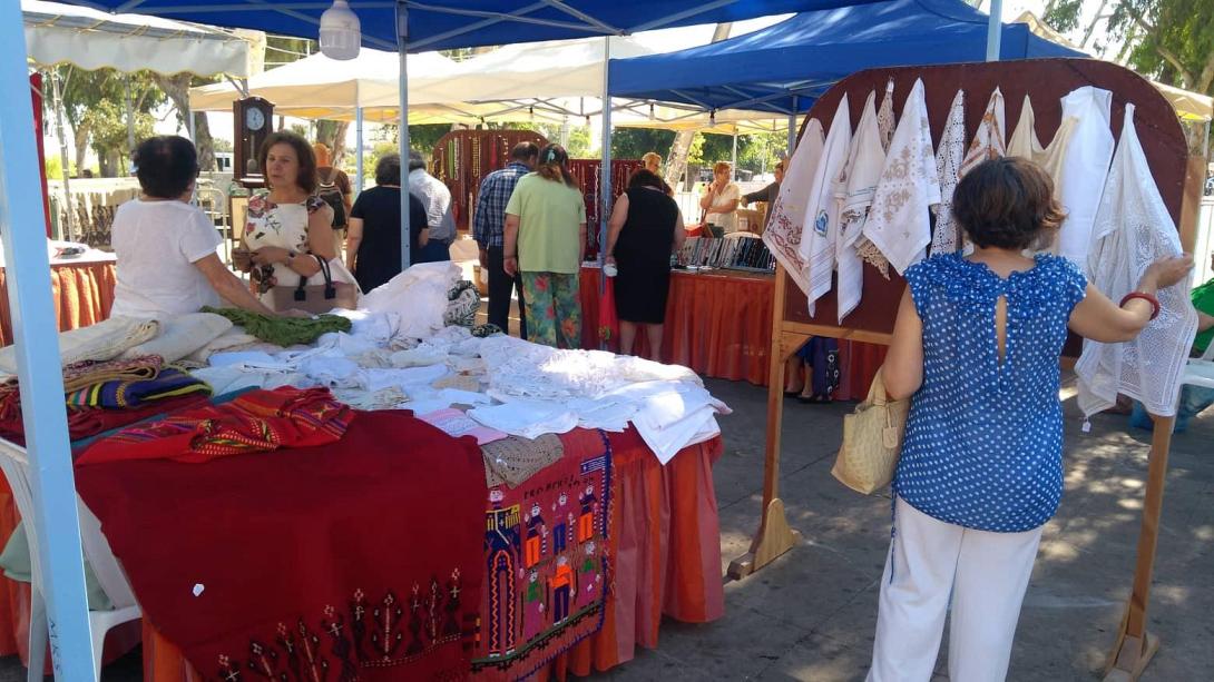 παζαρι - χερι βοηθειας