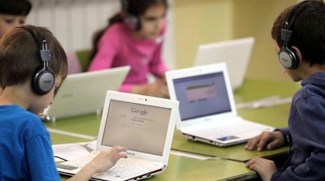 παιδια ιντερνετ