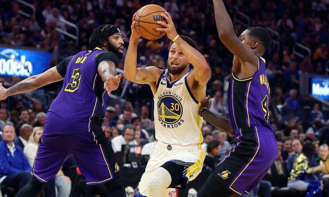 Ουόριορς-Λέικερς 