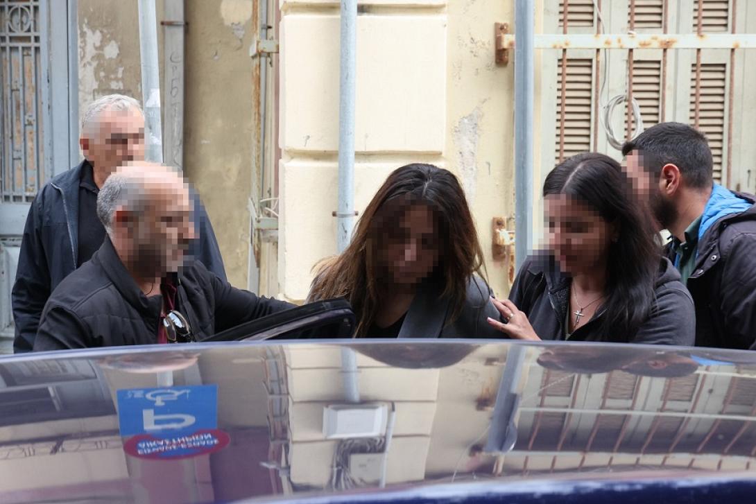 38χρονη δικαστήρια