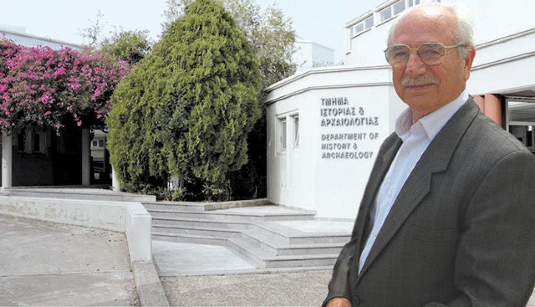 Mουδατσακης