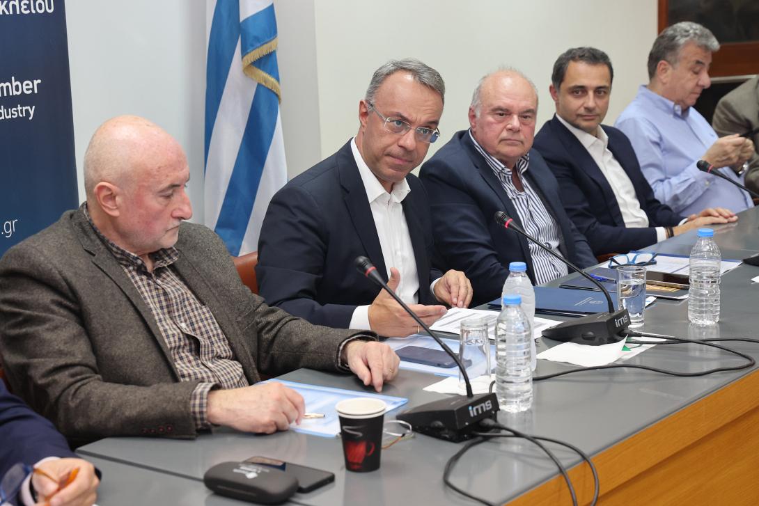 Σταϊκούρας - Ηράκλειο: Την επιχειρηματικότητα αυτή η κυβέρνηση μπορεί να την κοιτάει στα μάτια