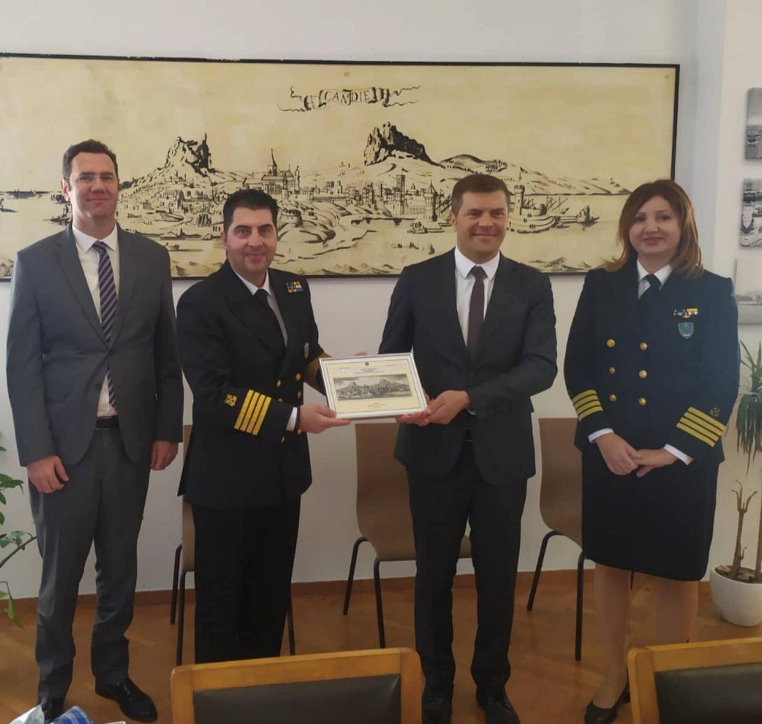 Προξενος Τουρκιας στο Λιμεναρχειο Ηρακλείου