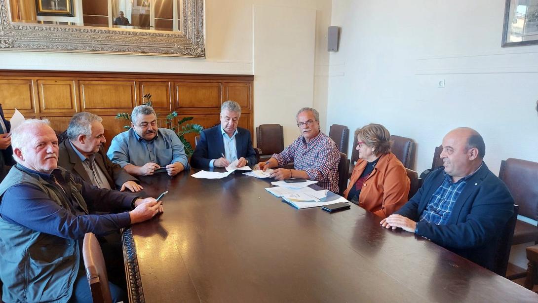 αρναουτακης