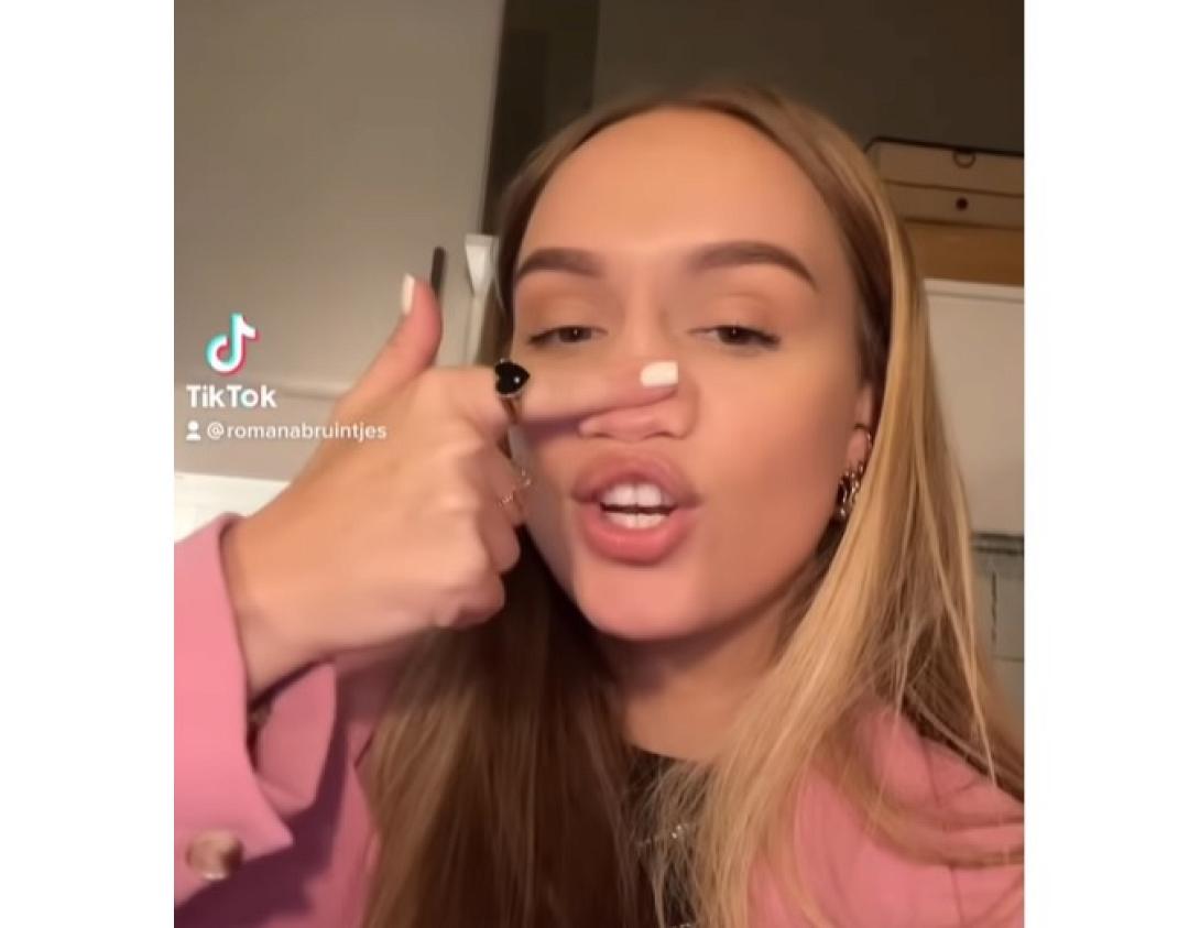 χωρίς κόκκαλο στη μύτη