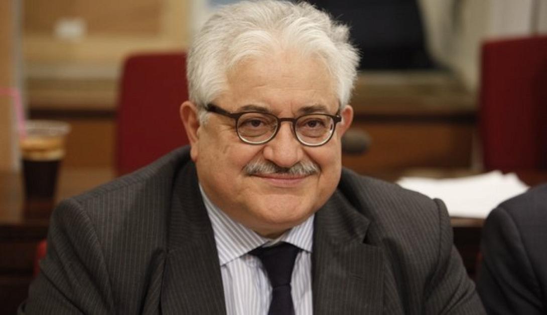 κώστας τζαβάρας