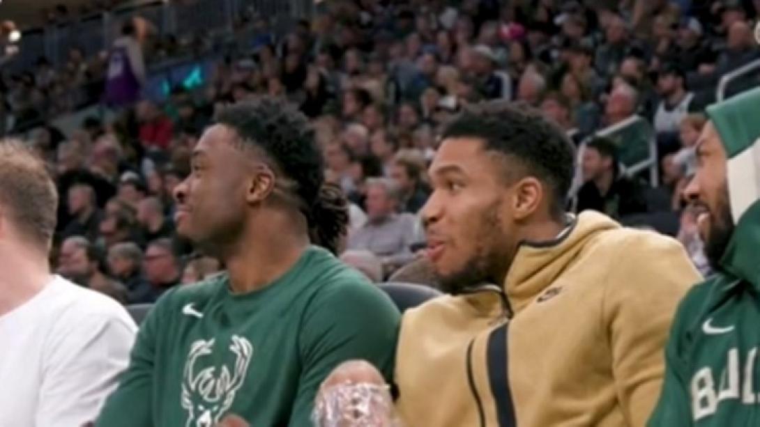 ΑΝΤΕΤΟΚΟΥΝΜΠΟ