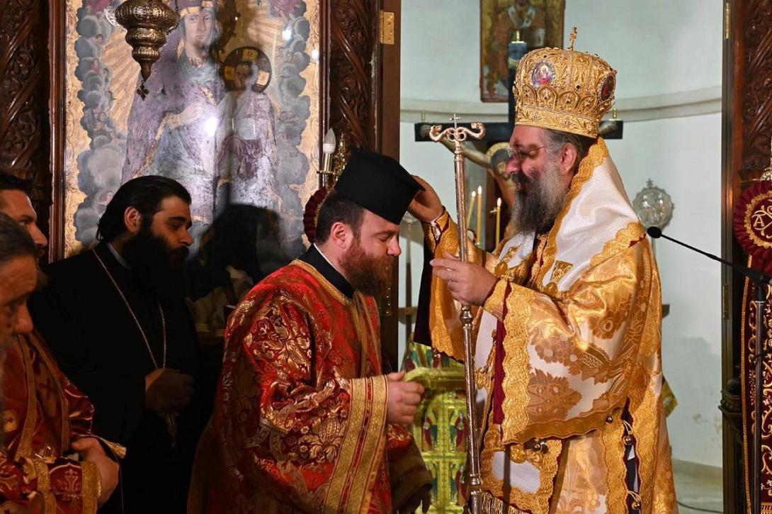 χειροτονία