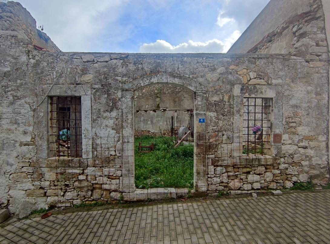 Έργα αποκατάστασης της Φάμπρικα Κοκκινίδη στο Κεραμούτσι