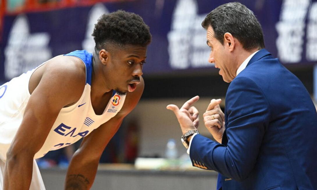 ΑΝΤΕΤΟΚΟΥΝΜΠΟ ΚΩΣΤΑΣ