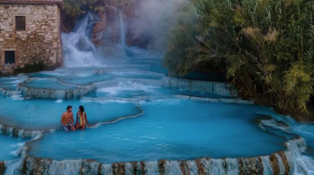 ζεστό μπάνιο