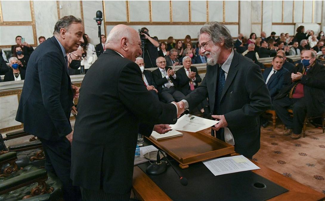 ψιλάκης βράβευση