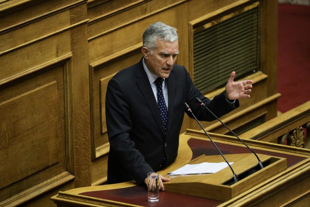 Μανούσος Βολουδάκης