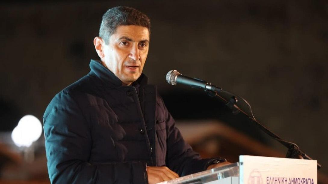 ΑΥΓΕΝΑΚΗΣ ΚΑΡΤΕΡΟΣ