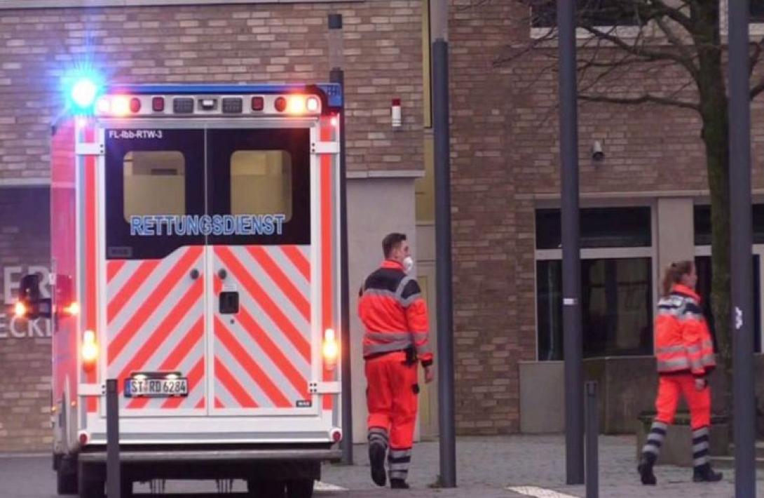 17χρονος έσφαξε την καθηγήτριά του