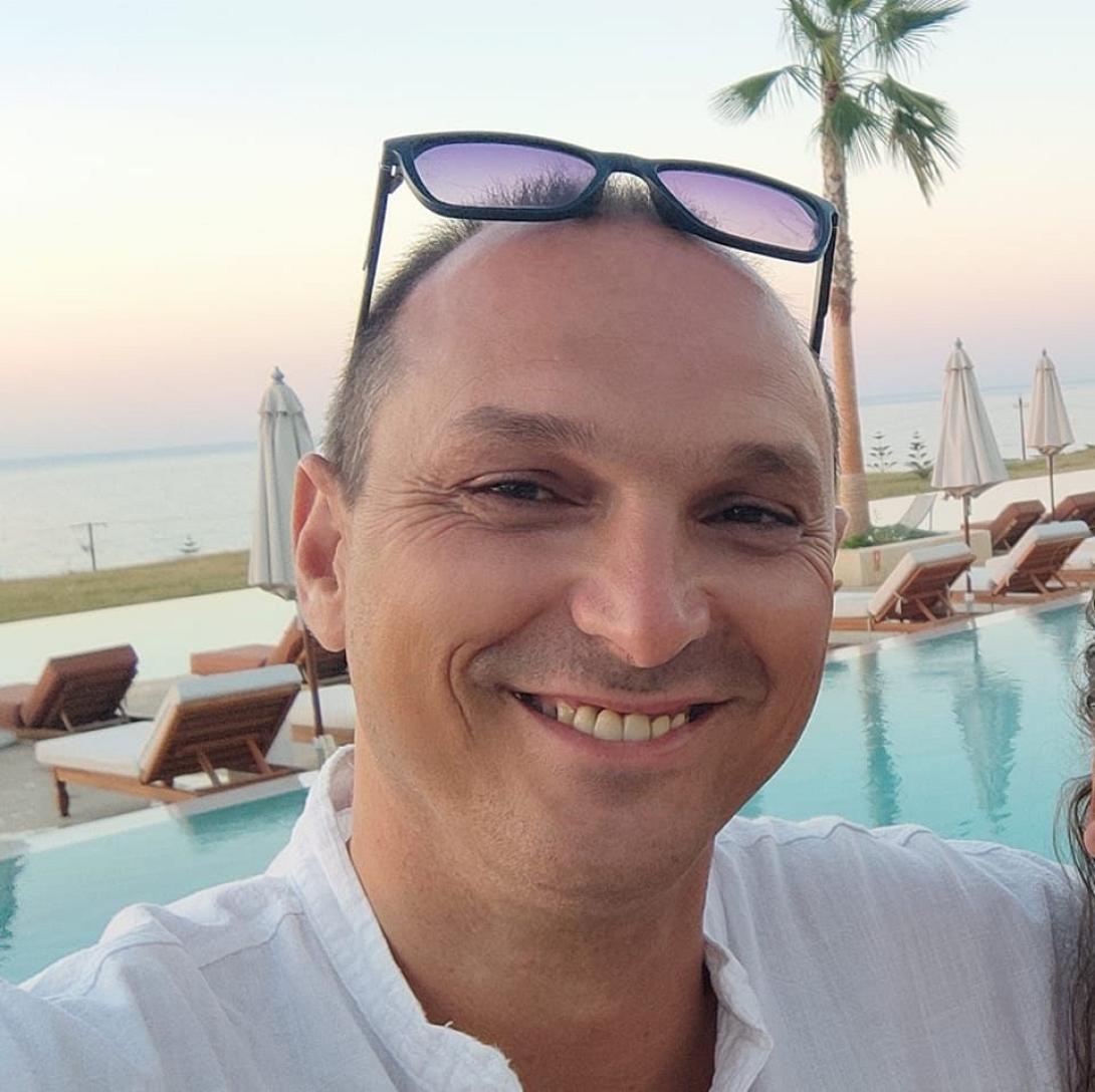 γιάννης χαμαλάκης