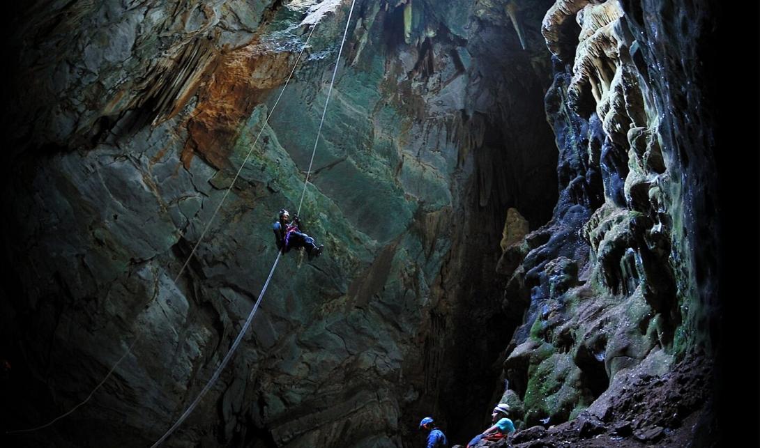 ΣΠΗΛΑΙΟΛΟΓΟΙ