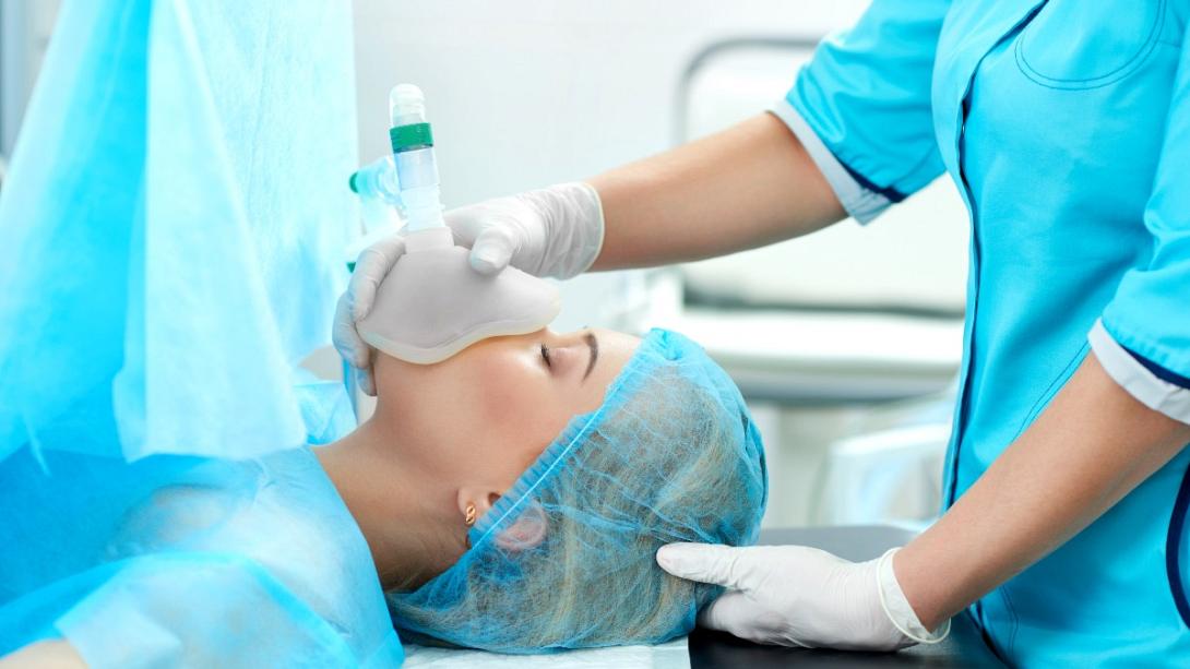 αναισθησιολόγος