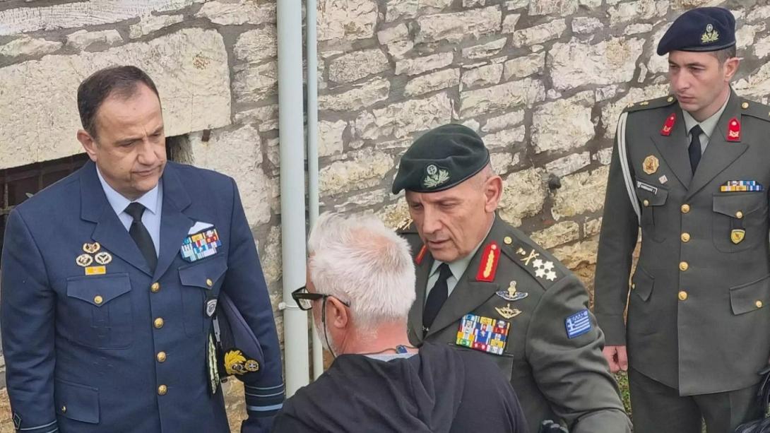 Πτώση Phantom F-4: Την οικογένεια του 29χρονου υποσμηναγού επισκέφτηκε ο Φλώρος