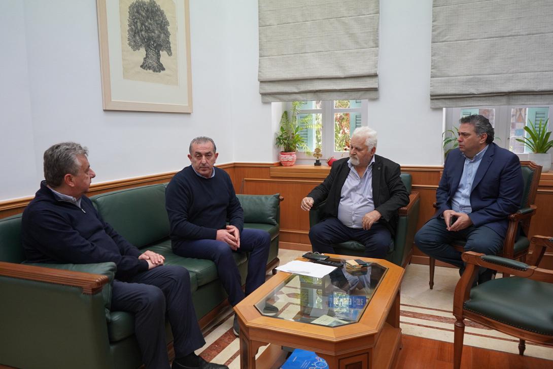 ΑΡΝΑΟΥΤΑΚΗς ΔΗΜΟς ΒΙΑΝΝΟΥ