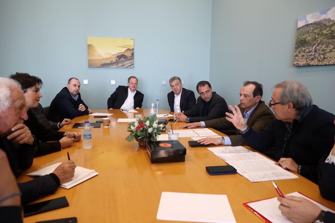 Σύσκεψη εργασίας για το αεροδρόμιο Νίκος Καζαντζάκης