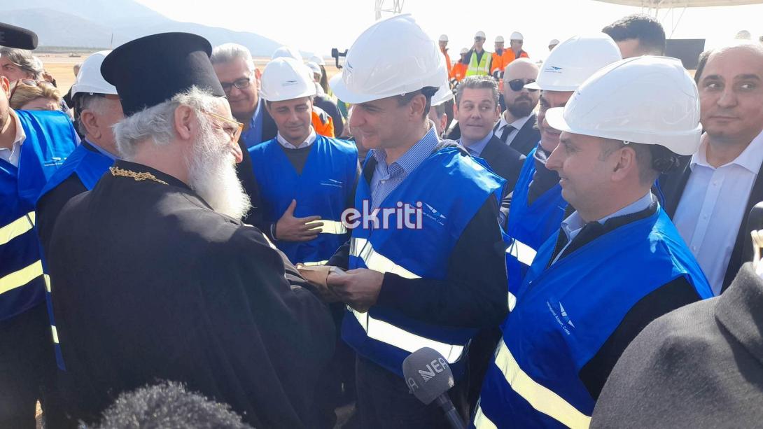 Στο αεροδρόμιο Καστελλίου ο Πρωθυπουργός Κυριάκος Μητσοτάκης