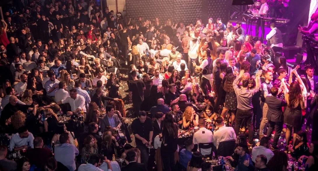 μπουζουκια