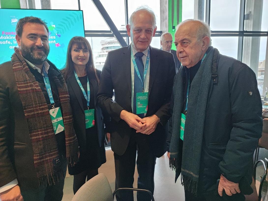 Ταλίν - λαμπρινός