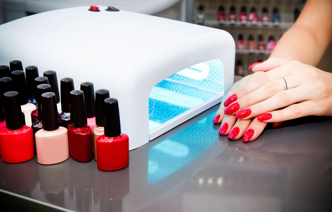 μανικιούρ με τζελ