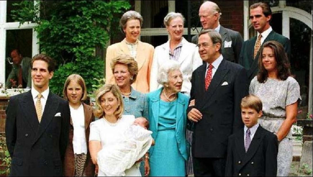 τέως βασιλιάς Κωνσταντίνος