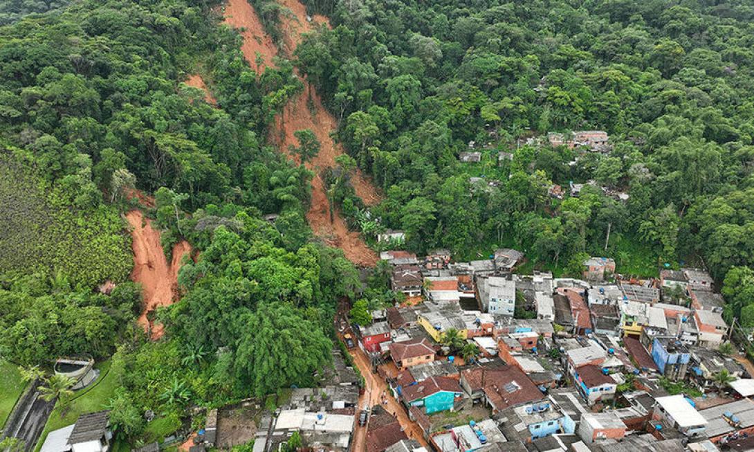 ΒΡΑΖΙΛΙΑ ΠΛΗΜΜΥΡΕΣ