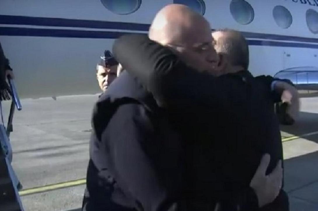 δενδιας τσαβουσογλου