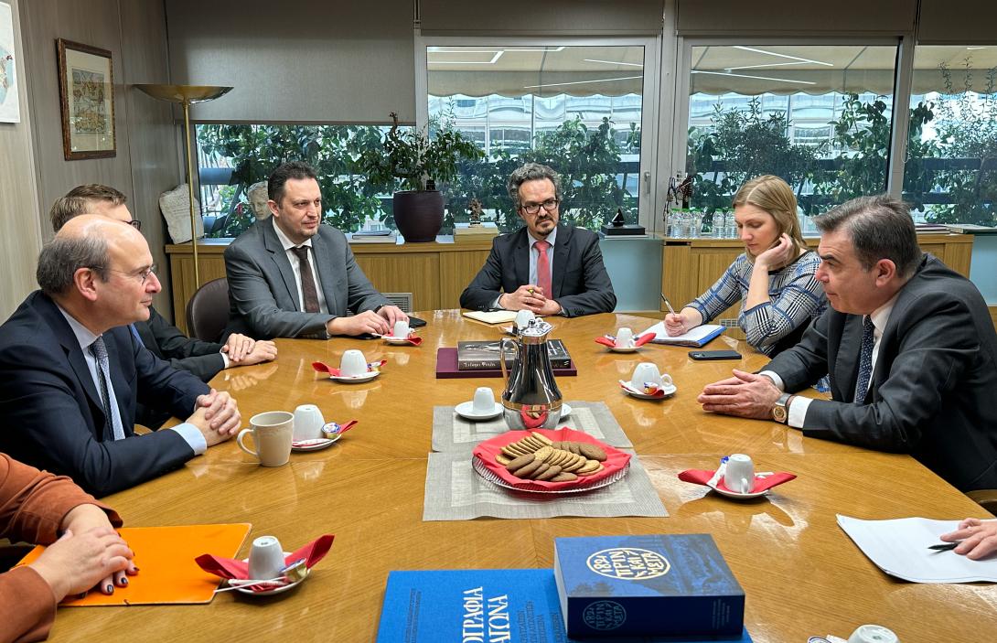 Κωστής Χατζηδάκης: Διπλή στήριξη από την Ευρωπαϊκή Ένωση για τις δεξιότητες ανέργων και εργαζομένων