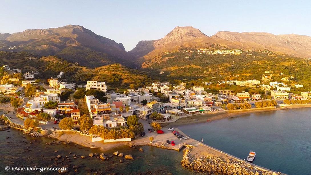 ΠΛΑΚΙΑς ΡΕΘΥΜΝΟΥ