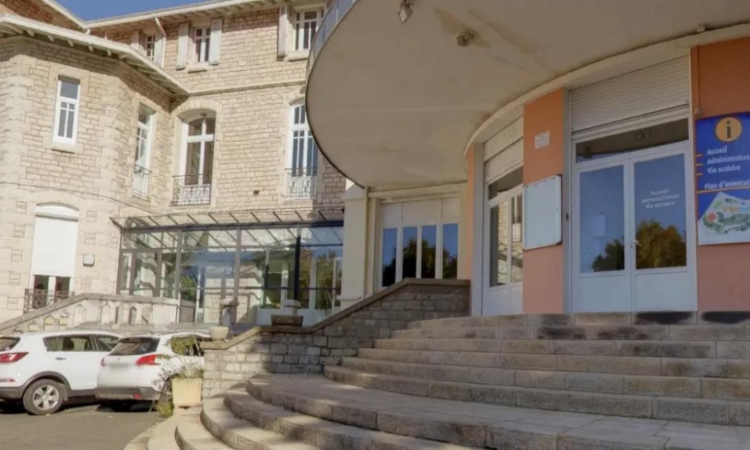 σχολείο γαλλία μαχαίρωμα