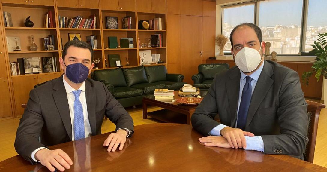 Συνάντηση Κώστα Σκρέκα με Γιάννη Κεφαλογιάννη για τους δασικούς χάρτες