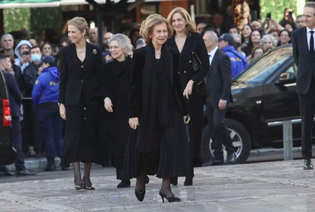 μνημοσυνο κωνσταντινου