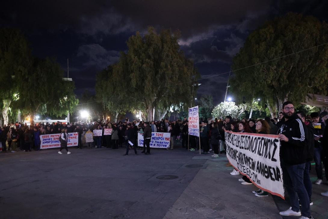 Ηράκλειο: Συλλαλητήριο και πορεία για την τραγωδία στα Τέμπη