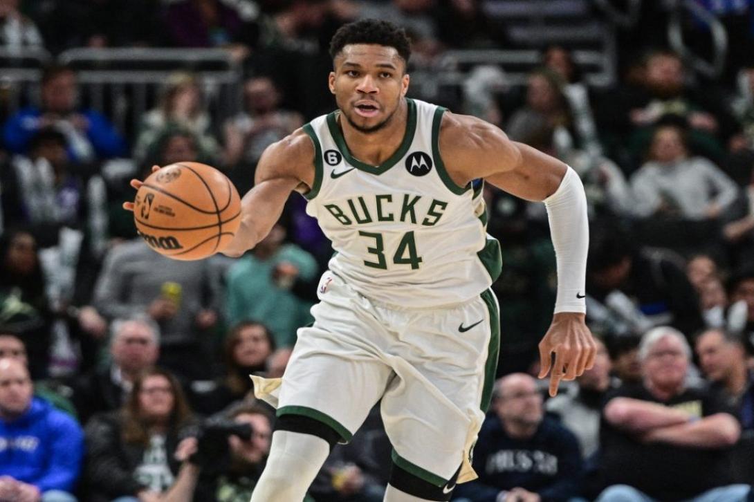 ΑΝΤΕΤΟΚΟΥΝΜΠΟ