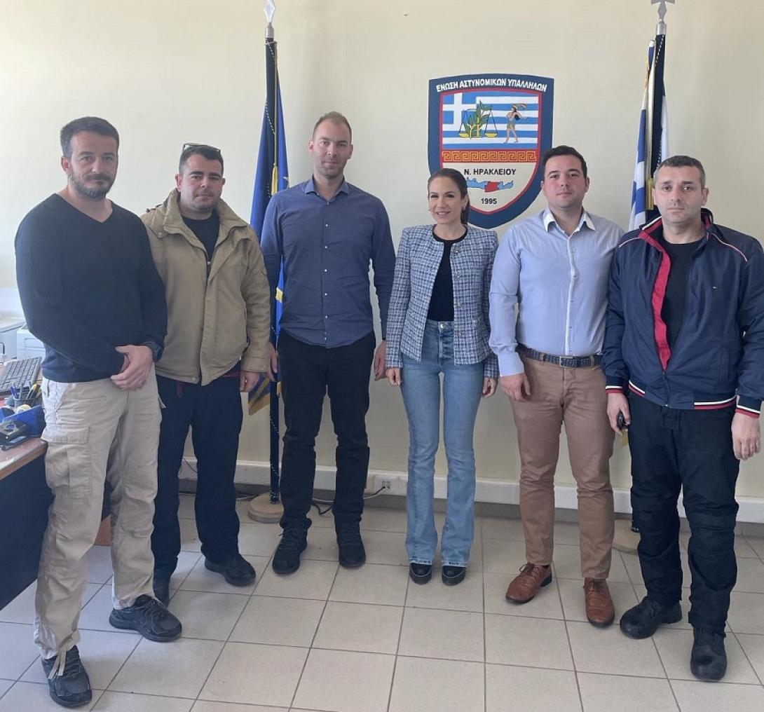 ελένη βατσινά