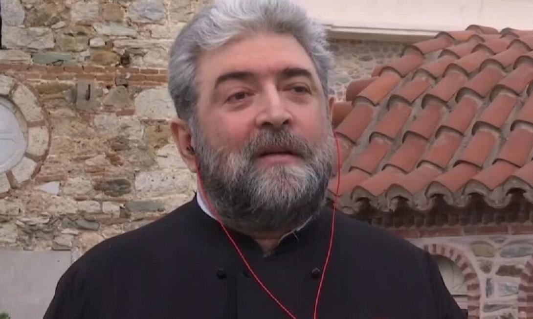 Τραγωδία στα Τέμπη ιερέας