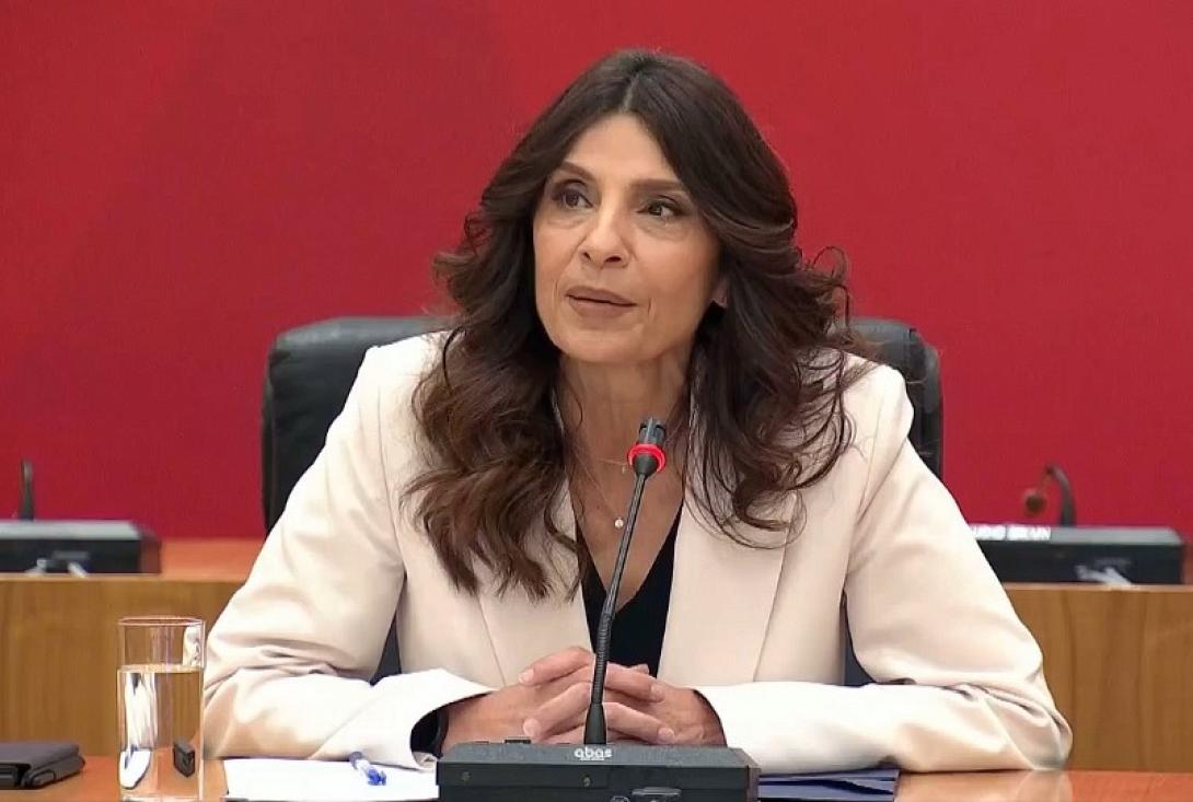 πόπη τσαπανίδου